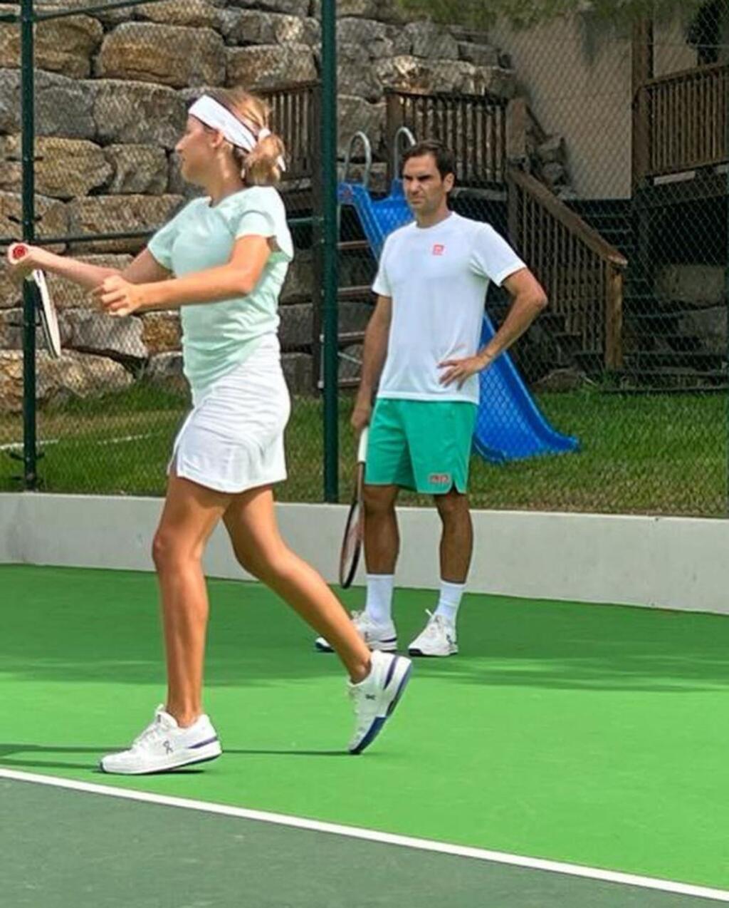 Mirka Federerová sa počas tohto leta pridala k jej manželovi na kurte a to nebolo z prekvapení všetko. Slovenka predviedla výrazne schudnutú postavu.