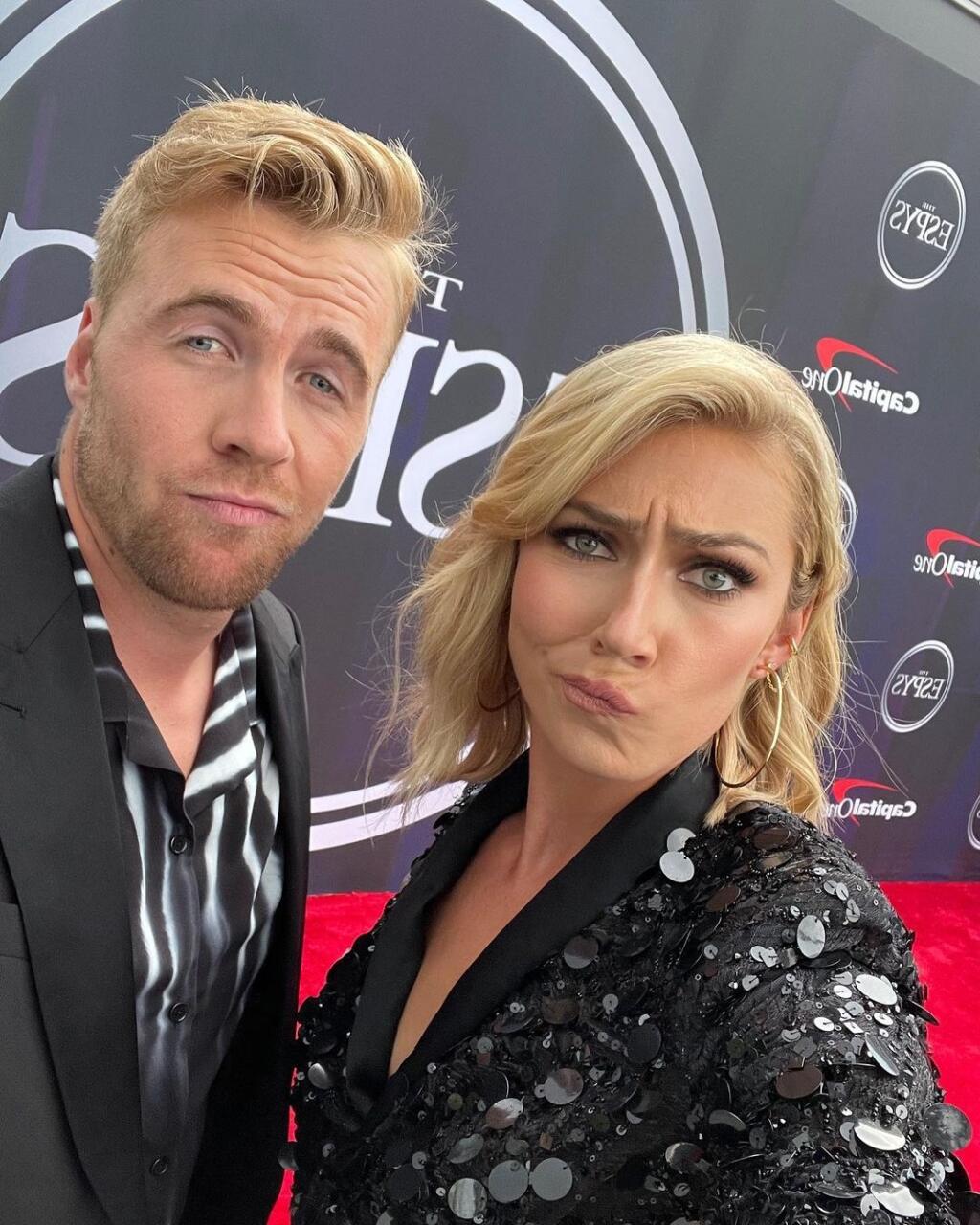 Seklo im to. Mikaela Shiffrinová sa na červenom koberci ukázala s priateľom Kildem.
