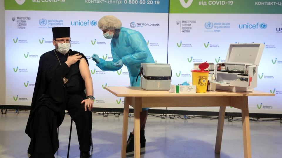 Ukrajina zaznamenala najvyšší počet úmrtí od začiatku pandémie. Za jediný deň tam prišlo po nákaze koronavírusom o život 289 ľudí.
