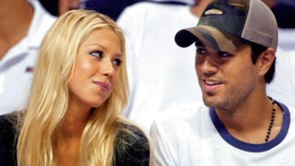 Spevák Enrique Iglesias a tenistka Anna Kurnikovová