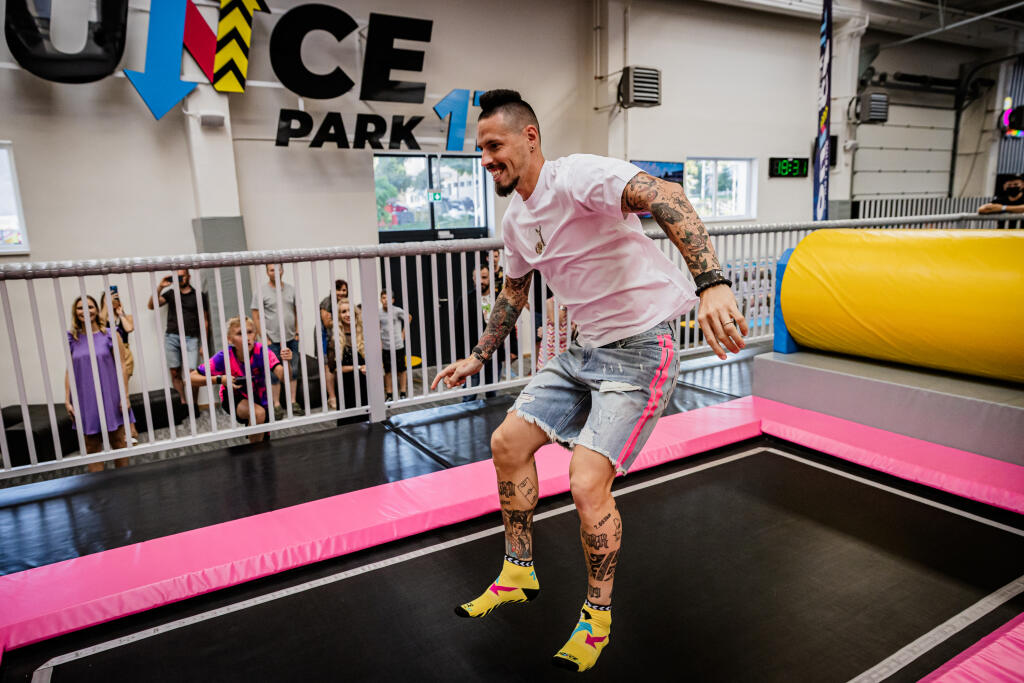 Marek Hamšík počas slávnostného otvorenia Bounce Park, najväčšieho športovo zábavného parku na Slovensku.