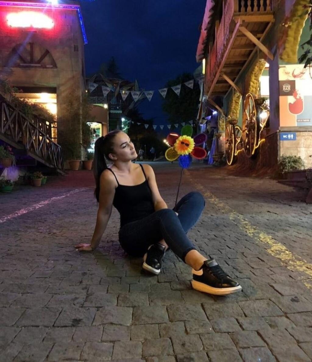 Kráska vás očarí jediným pohľadom.
