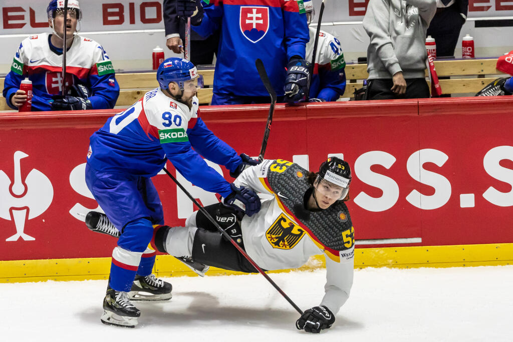 Slovenskí hokejisti sa na majstrovstvách sveta zatiaľ strelecky trápia.