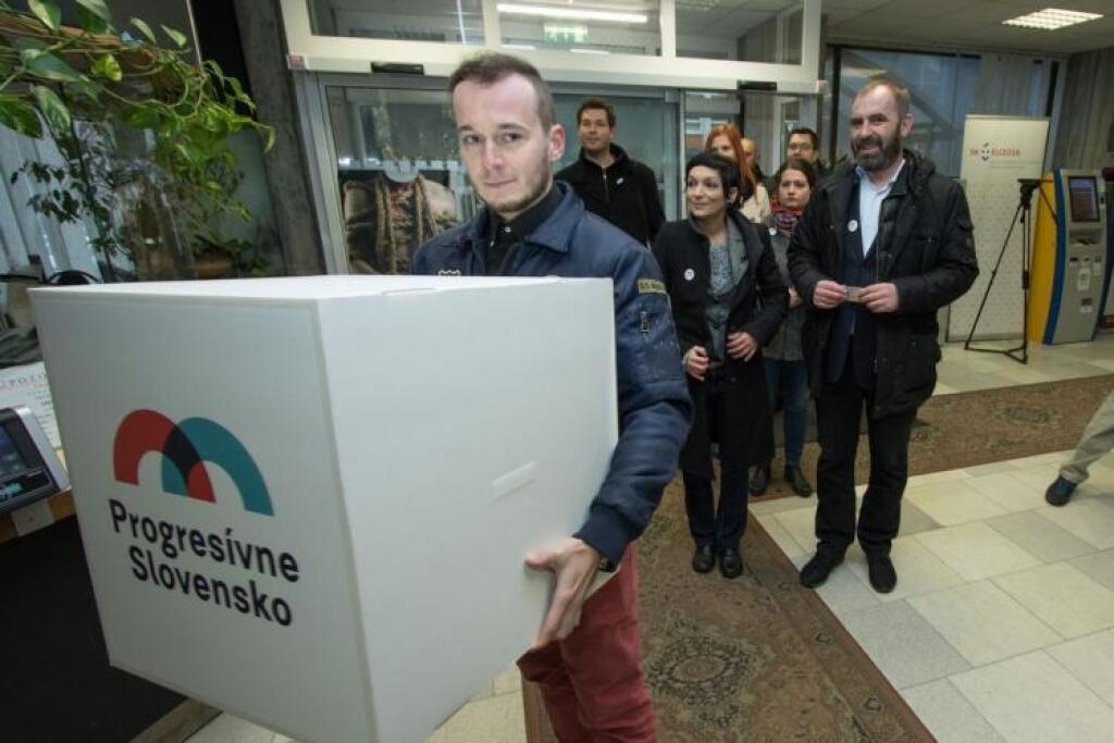 Šéf Progresívneho Slovenska: Za podporu Valla miesta v orgánoch nechceme