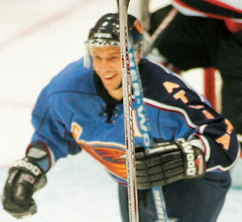 Peter Bondra v drese Atlanty Thrashers.