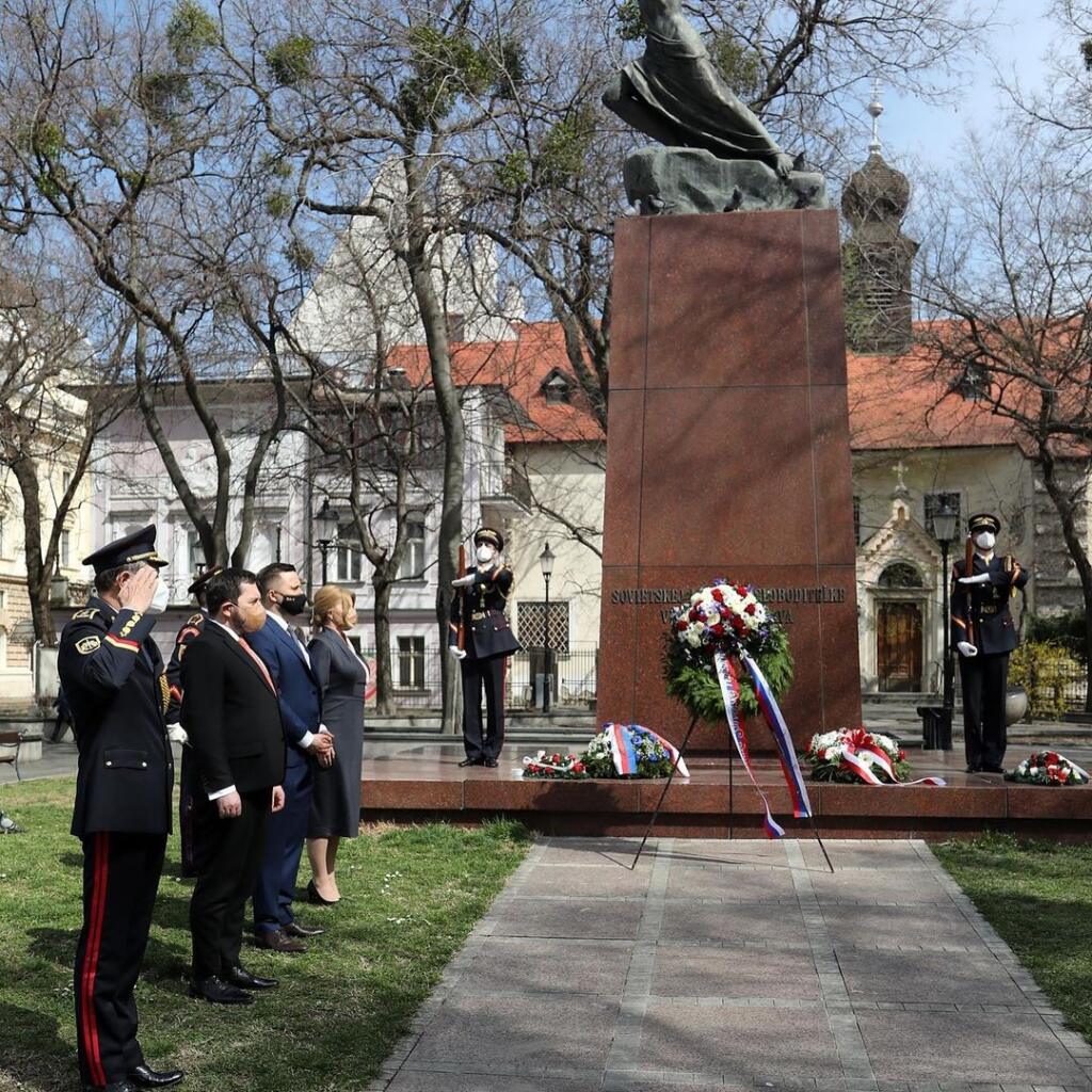 Zuzana Čaputová si s Matúšom Vallom pripomenula oslobodenie Bratislavy.
