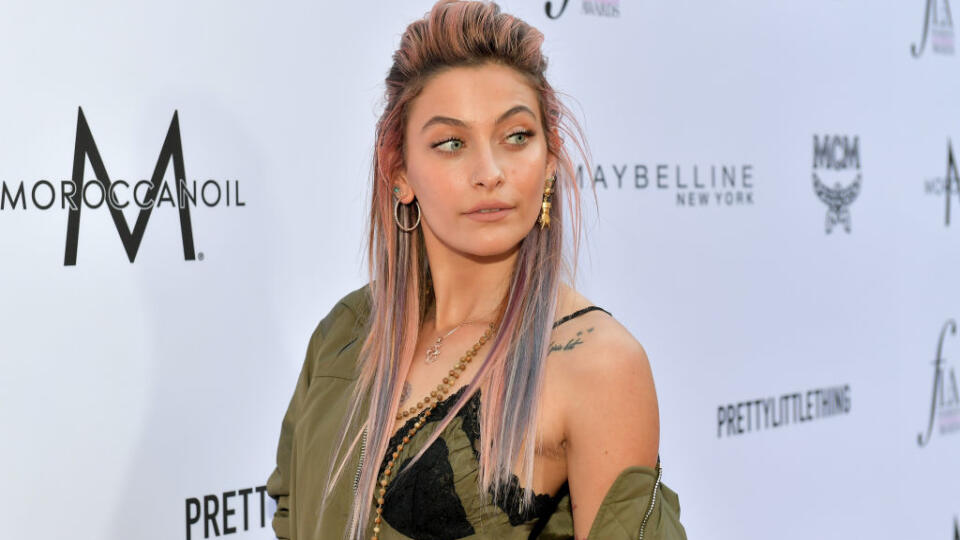 Paris Jackson má rada šialené módne kreácie.