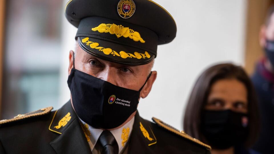 Na snímke zľava generálny riaditeľ Zboru väzenskej a justičnej stráže Milan Ivan a ministerka spravodlivosti SR Mária Kolíková