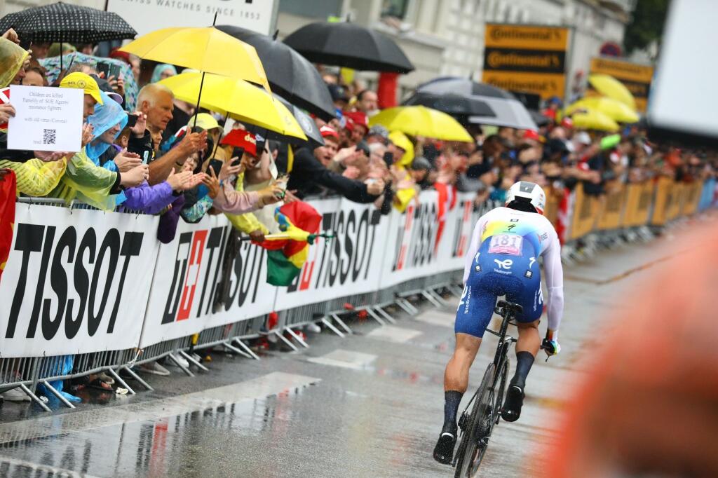 Sagan dorazil do cieľa dnešnej časovky bezpešne a za najlepšími výrazne zaostal.