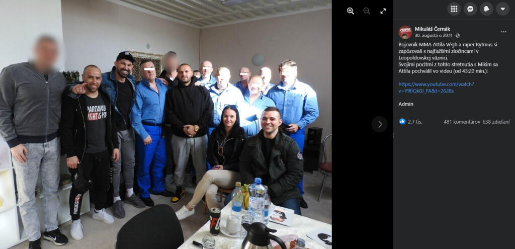 Kontroverznú fotografiu uverejnil admin stránky Mikuláša Černáka na facebooku.