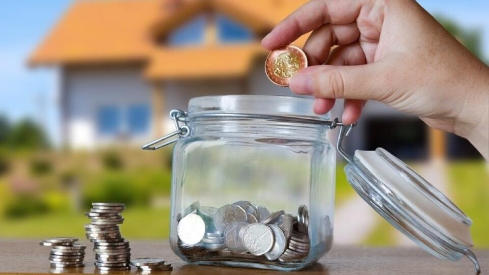 Hypotéka a stavebné sporenie nie sú rovnocennou alternatívou. Sú to rôzne nástroje s rôznymi vlastnosťami a ich využitie závisí od individuálnej situácie každého človeka.