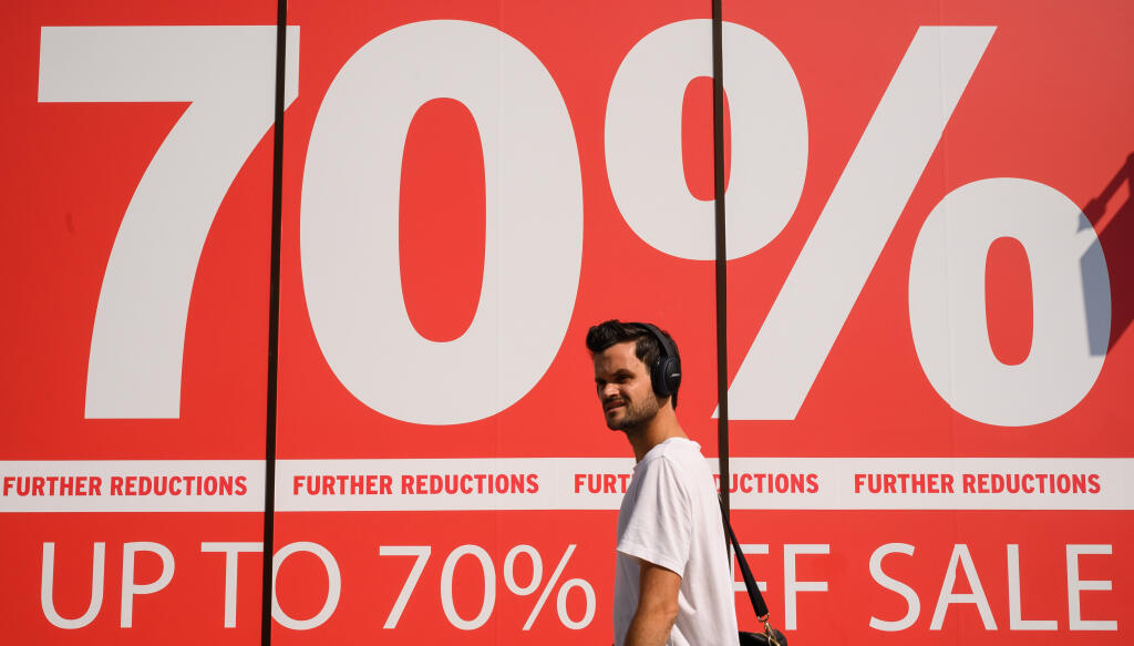 UK Officially In Recession For First Time In 11 Years