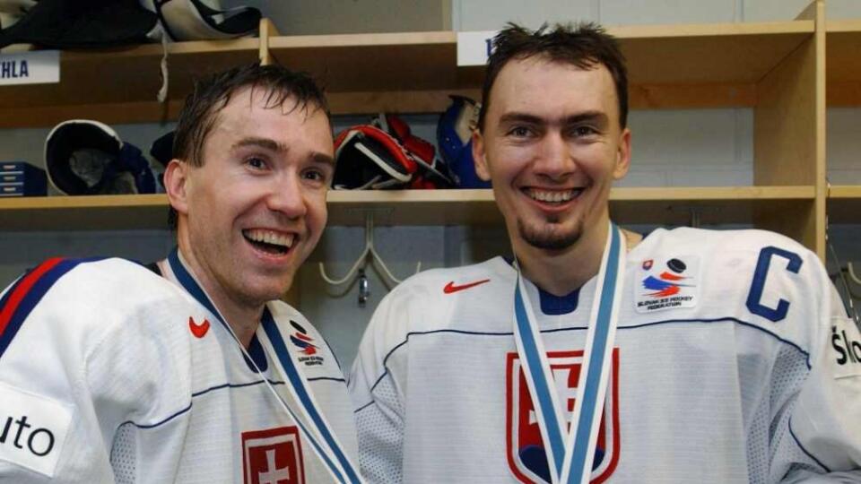 Bývalých slovenských reprezentantov Žigmunda Pálffyho a Miroslava Šatana uvedú do Siene slávy Medzinárodnej hokejovej federácie (IIHF).