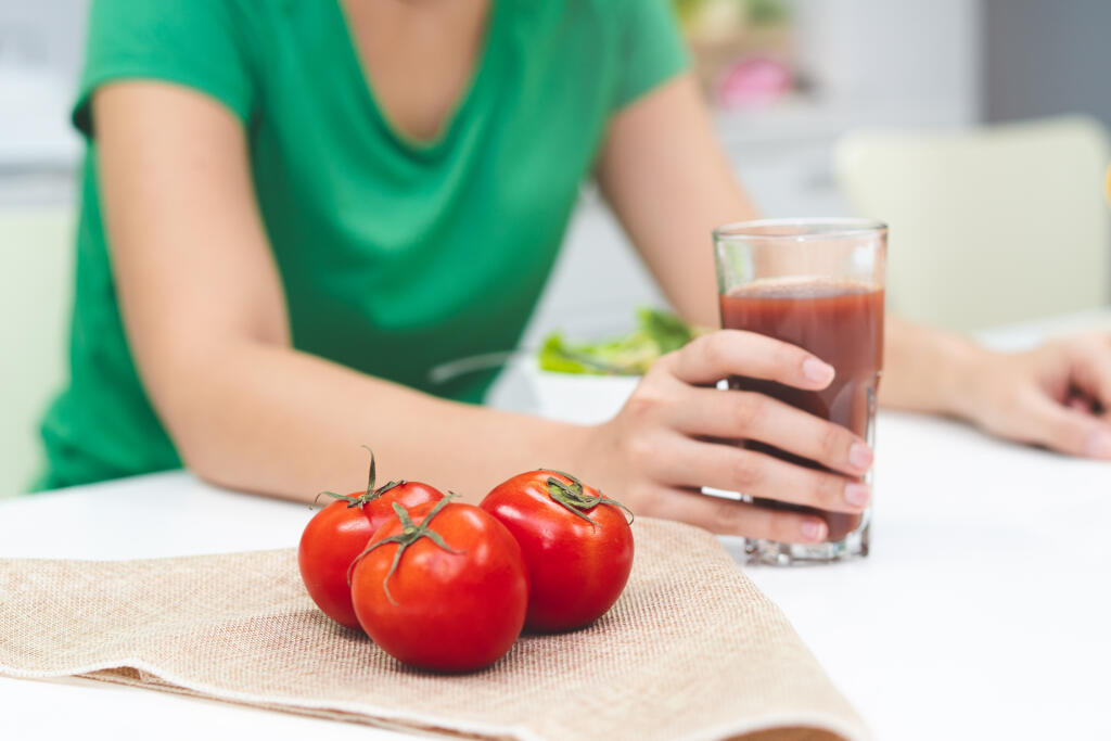 Low,Calories,Drink,For,Wellness.,Woman,Making,Homemade,Drink,By