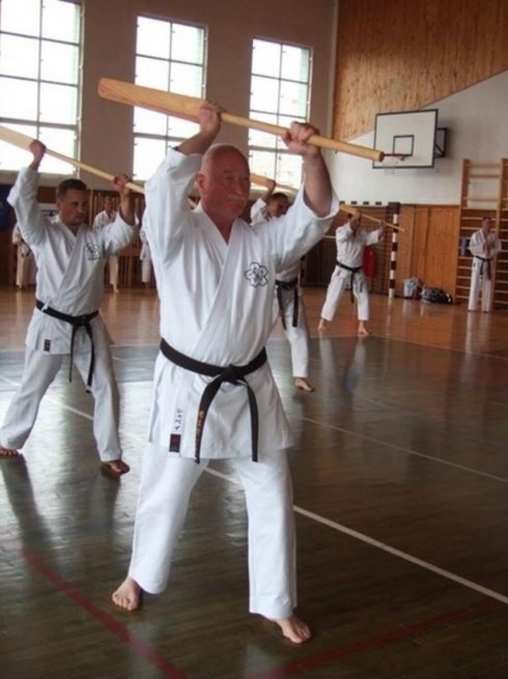 František Šebej a jeho tréning karate.