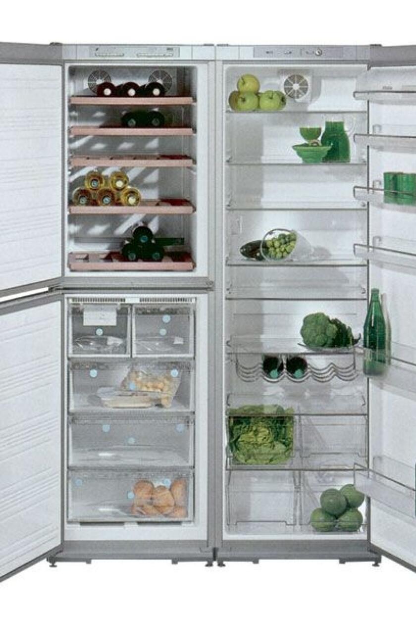 Холодильники no frost купить в москве. Двухкамерный холодильник Ардо Side-by-Side. Холодильник Miele Side by Side. Холодильник Дэу двухкамерный ноу Фрост. Холодильник Miele двухкамерный.