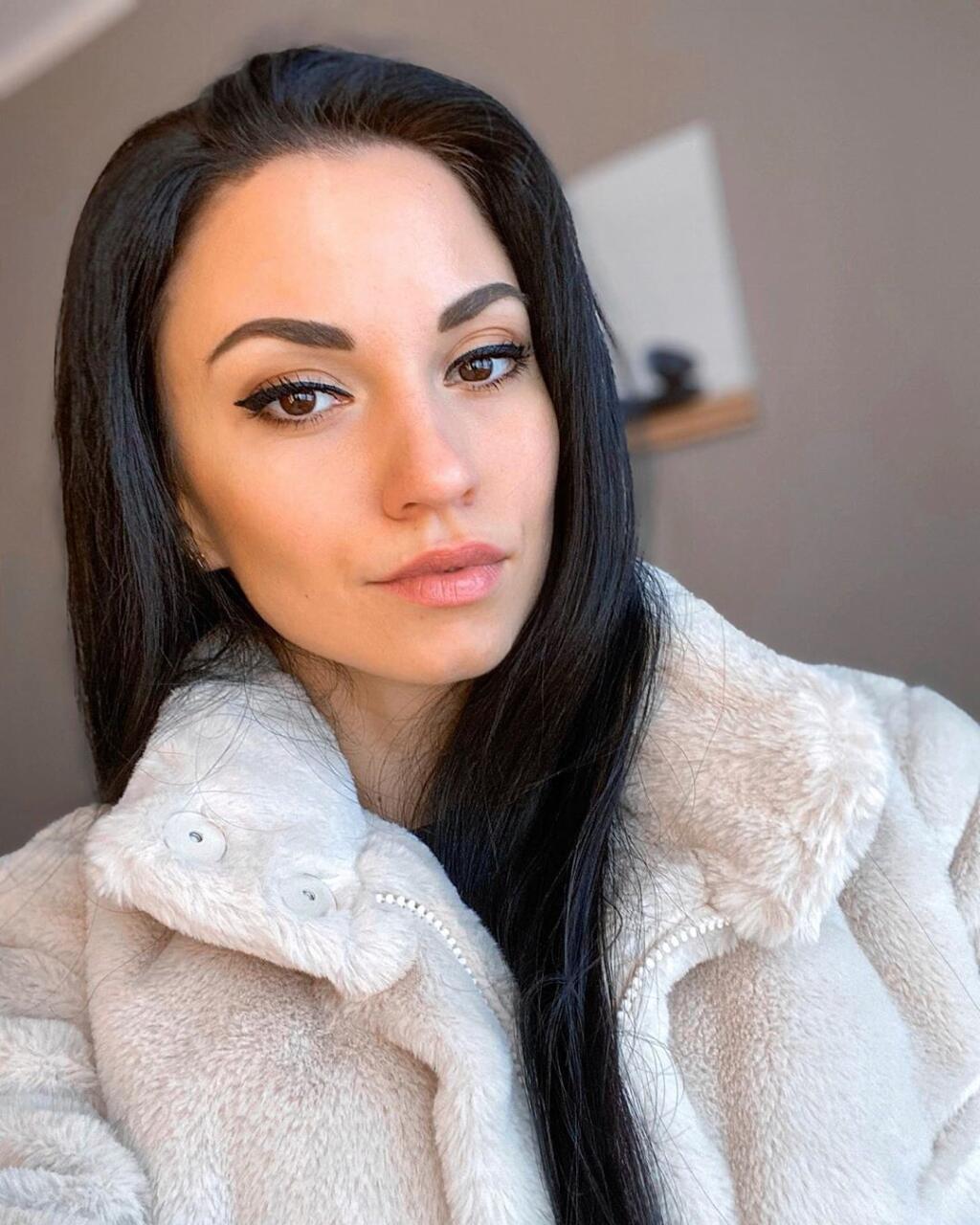 Krásna tvárička a dokonalá postava. Aj to sú poznávacie znaky sympatickej Záhoráčky, ktorá sa už viac ako 18 rokov venuje karate.