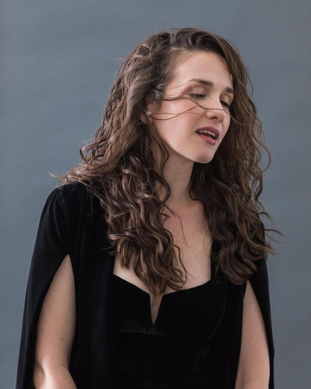 43-ročná Natalia Oreiro na nových záberoch. Herečka očividne vôbec nestarne.