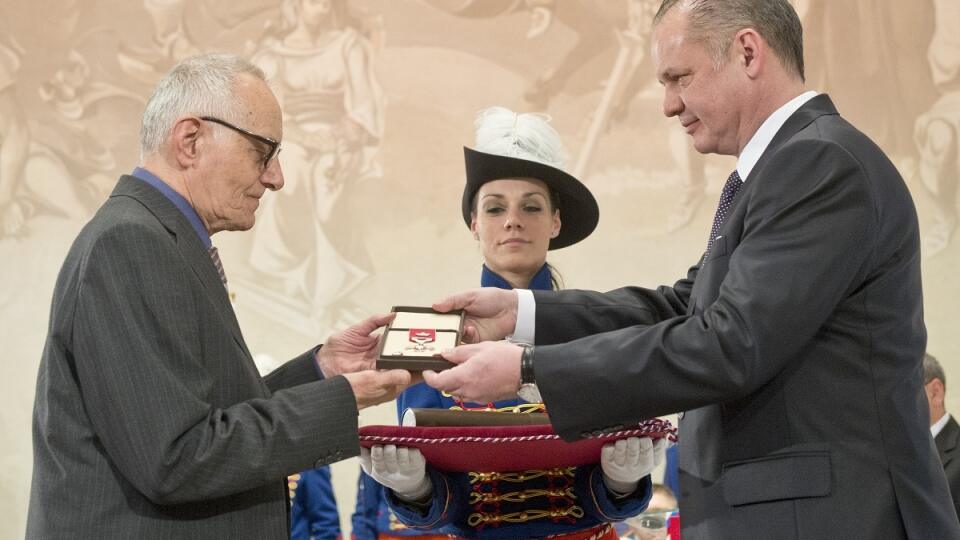 SR Bratislava Prezident Vyznamenania BAX