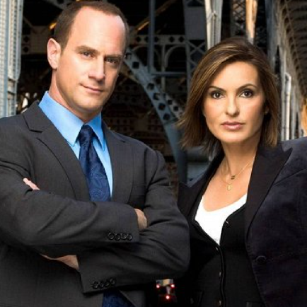 Christopher Meloni a Mariska Hargitay v seriáli Zákon a poriadok.