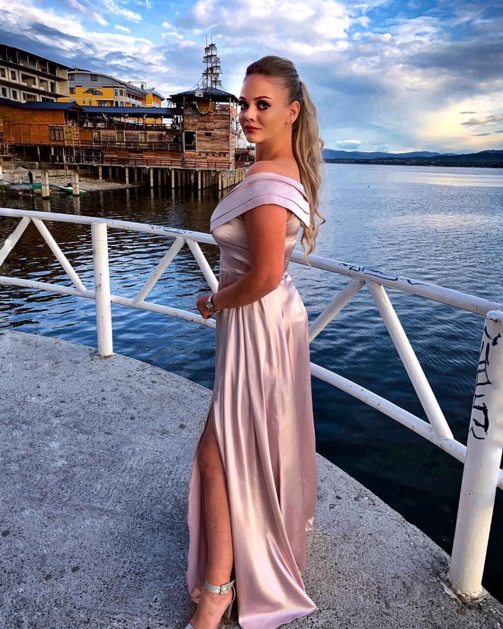 Sexi Kanita Barakovičová sa rozhodla preraziť vo futbale. Ak to nevyjde, môže byť pokojne modelkou.