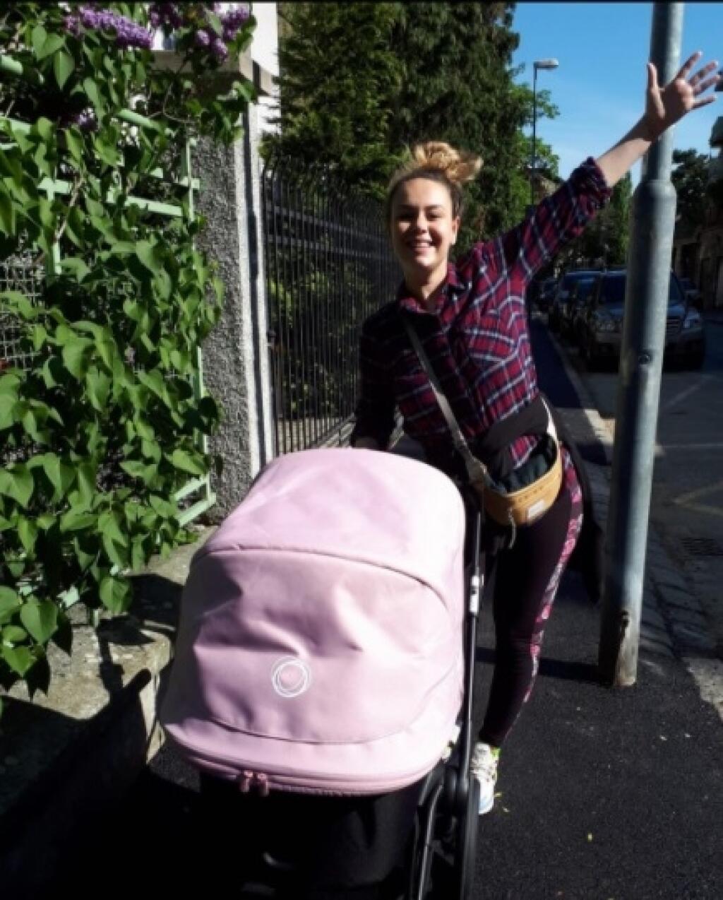 Dominika Kavaschová už kočíkuje malinkú Maiu!