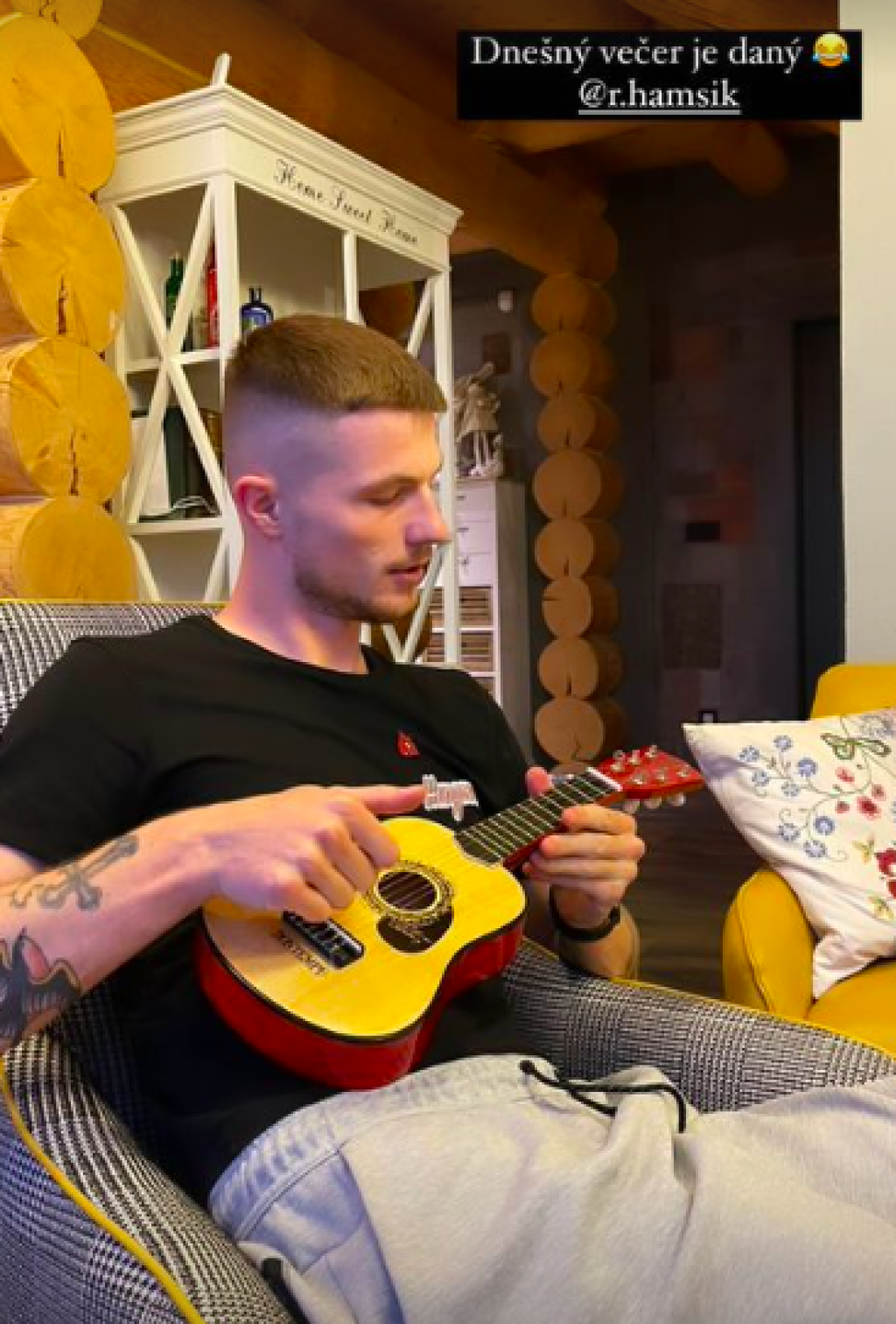 Miška odrazu všetkých prekvapila, keď zverejnila zábery s bratrancom Raymundom Hamšíkom.