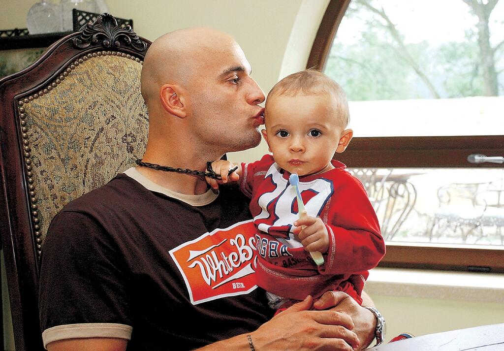 Pavol Demitra a syn Lucas.