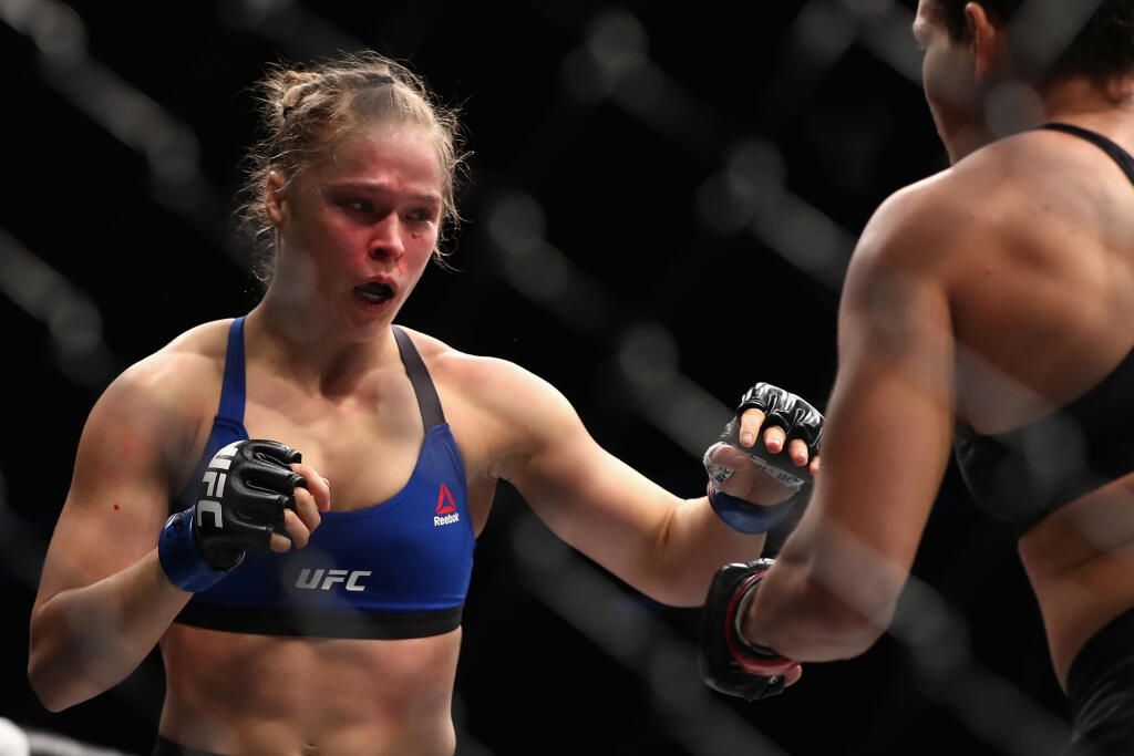 Sexi Američanka patrila medzi najznámejšie bojovníčky MMA, presadila sa nielen v klietke, ale neskôr aj vo wrestlingu.