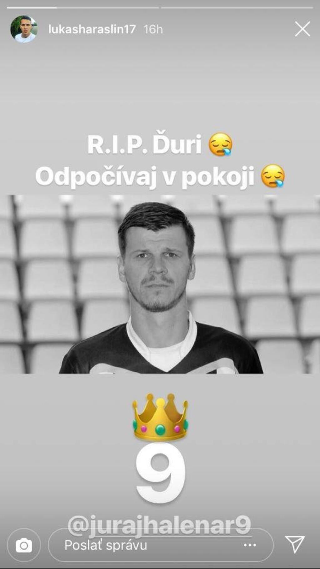 Slovenskí futbalisti oplakávajú smrť Juraja Halenára.