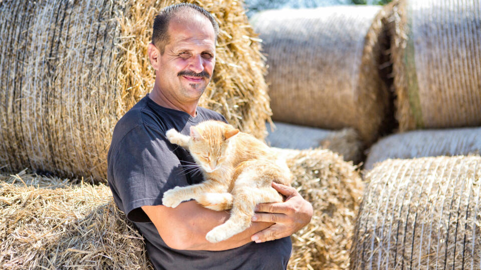 Farmár Martin Bagár na svojej farme. Reportáž o tom, ako schudol.
