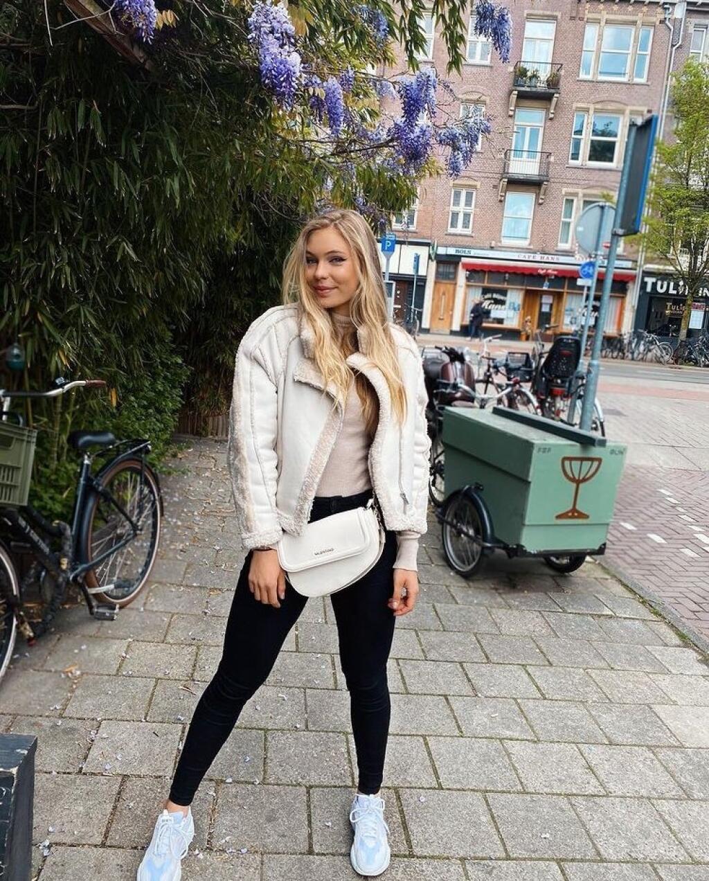 Jutta Leerdamová by sa pokojne mohla živiť aj ako modelka.