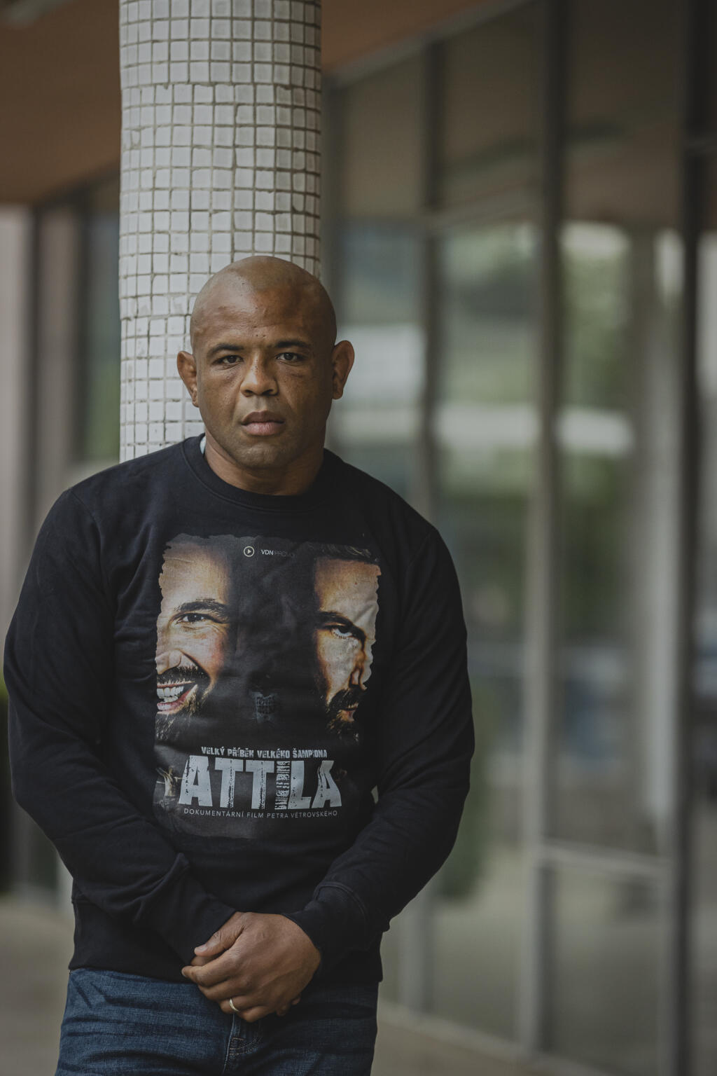 Na Noci s legendou sa objavil aj americký bojovník Emanuel Newton, s ktorým sa Végh postaví onedlho do ringu.
