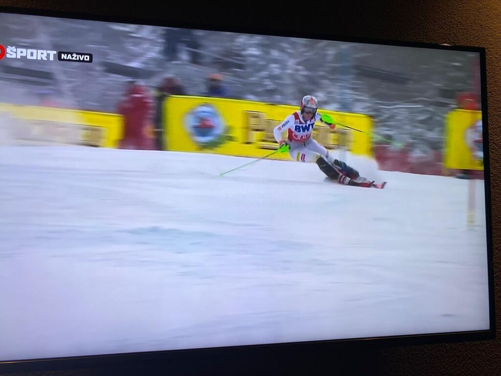Petra Vlhová sa len tak tak vyhla pádu