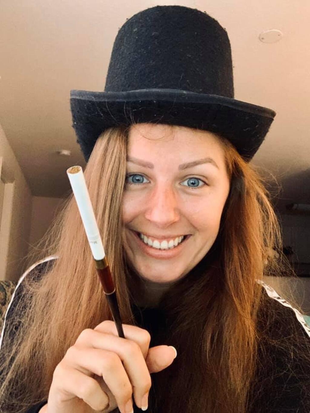 Jediná dcéra hokejovej legendy Dušana Pašeka Alexandra sa narodila v zámorí, keďže jej slávny otec tam v tom čase pôsobil.