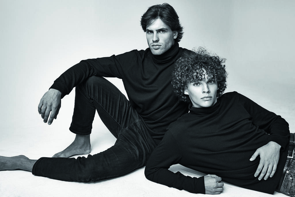 Miro a Michal predstavujú stretnutie dvoch generácií modelov v ich materskej agentúre EXIT MODEL MANAGEMENT.