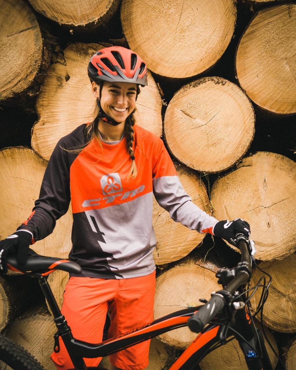 Zuzana Stromková je športový živel a nie náhodou reprezentovala Slovensko pred siedmimi rokmi na olympiáde v Soči v akrobatickom lyžovaní.