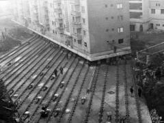 FOTO Budova blokovala cestu k pokroku, komunisti ju presunuli
