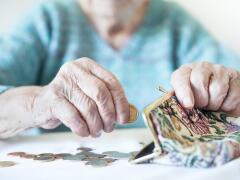 Niektorí seniori budú mať od apríla vyšší dôchodok: Zistite, či ste medzi nimi aj vy
