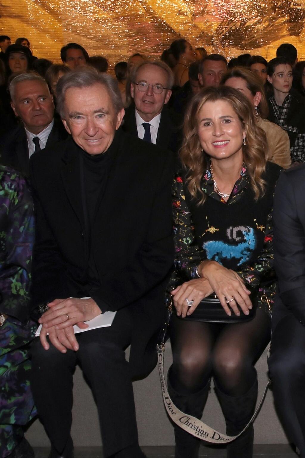V dobre partii. Mirka rozdávala úsmevy vedľa manžela a najbohatšieho muža planéty Bernarda Arnaulta.