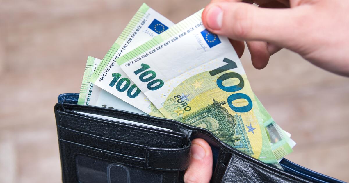 Slovaks do not mind expensive consumer loans so much Slovaks do not mind expensive consumer loans so much