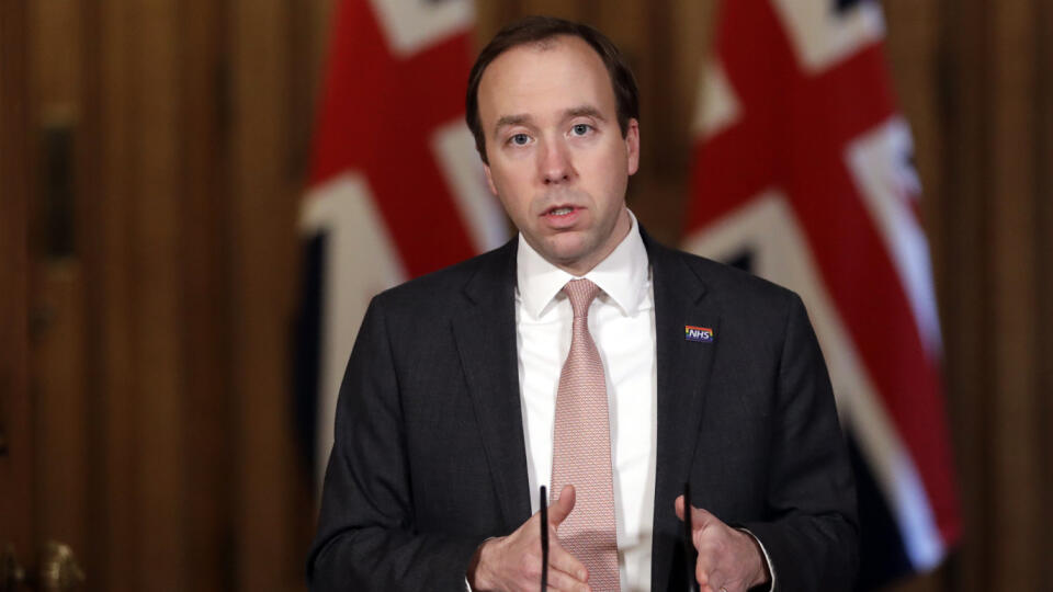 EBE 31 Londýn - Britský minister zdravotníctva Matt Hancock reční počas tlačovej videokonferencie o očkovacom programe proti ochoreniu COVID-19 v sídle vlády na Downing Street 10 v Londýne 26. februára 2021. FOTO TASR/AP
Britain's Health Secretary Matt Hancock speaks during a virtual press conference on the COVID-19 vaccination programme, inside 10 Downing Street in London, Friday, Feb. 26, 2021. (AP Photo/Matt Dunham, Pool)