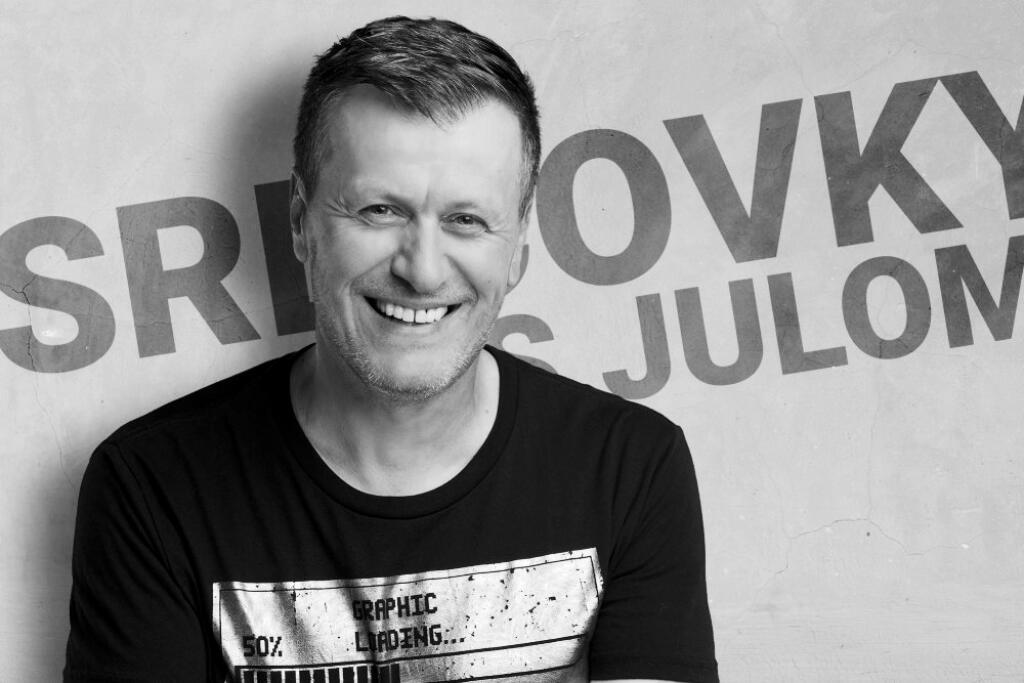 Vo veku 56 rokov zomrel známy rozhlasový moderátor Július Viršík.