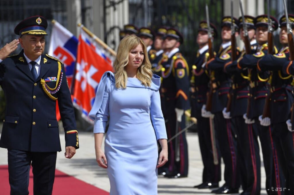 POZRITE SI GALÉRIU. Je plná dokonalých outfitov našej prezidentky Zuzany Čaputovej.