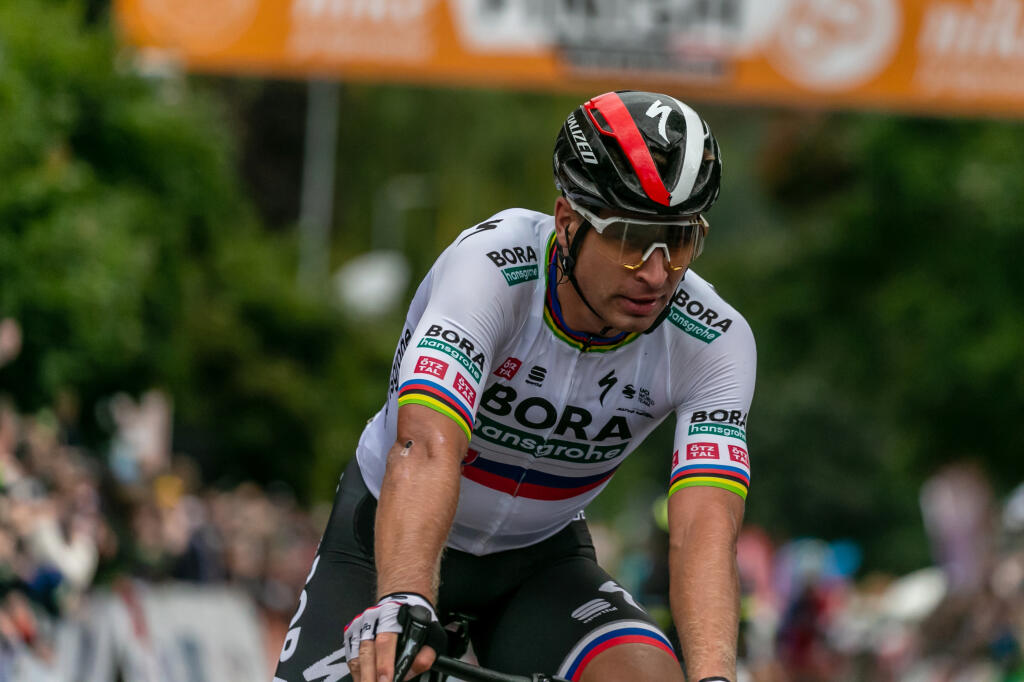 Na snímke je Peter Sagan počas druhej etapy cyklistických pretekov Okolo Slovenska s cieľom v Dolnom Kubíne.