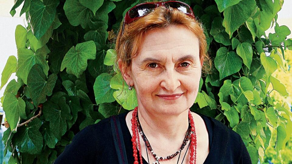 Eva Holubová