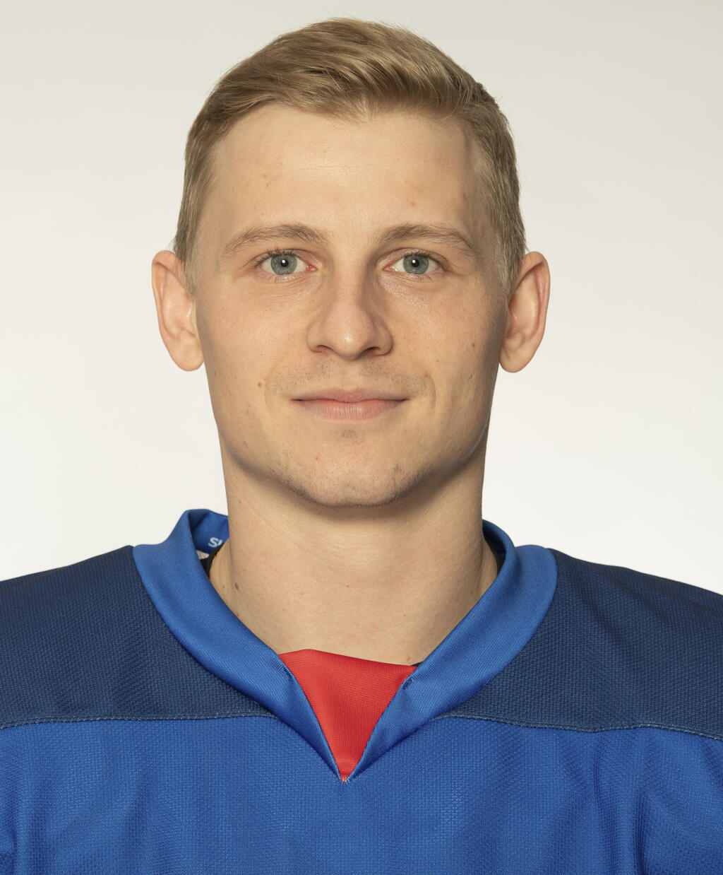 Hokejový útočník Dávid Bondra (27).