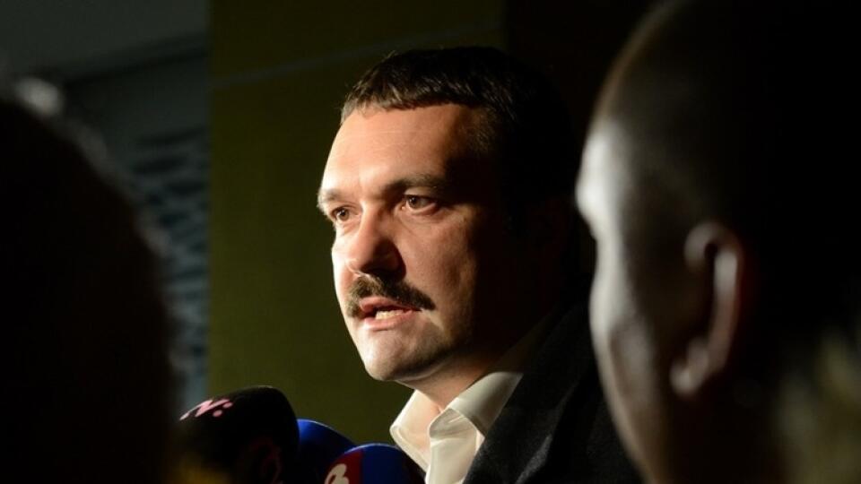 Podpredseda strany Šanca Viliam Novotný sa chce vo voľbách popasovať s nízkymi preferenciami.