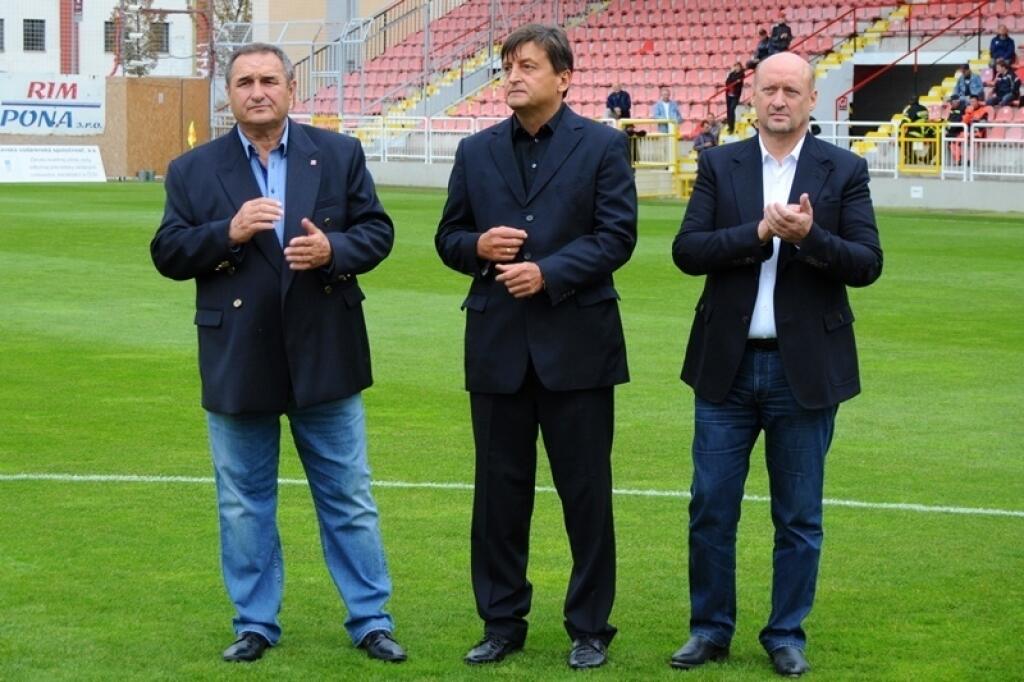 Majitelia Spartaka: Vľavo Miroslav Náhlik, vpravo Vladimír Poór. Obaja študujú na vysokej škole.