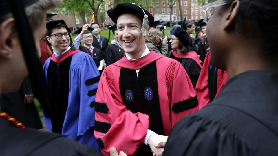 USA Zuckerberg univerzita Harvardova doktorát